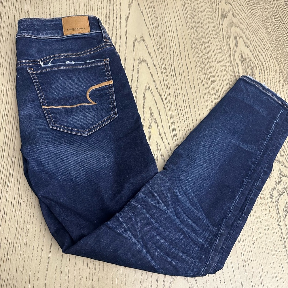 American Eagle jeans size 6 regular